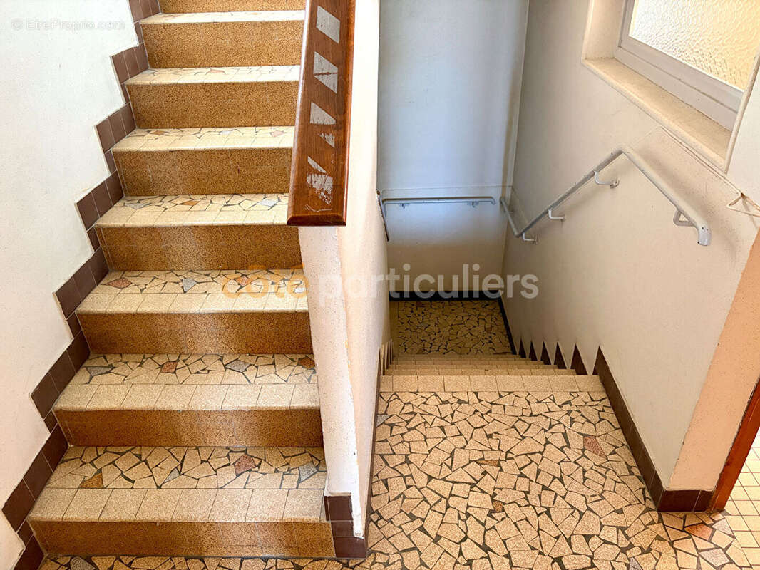 Immeuble de rapport en centre-ville - Fort potentiel de division - Coutances - photo 6