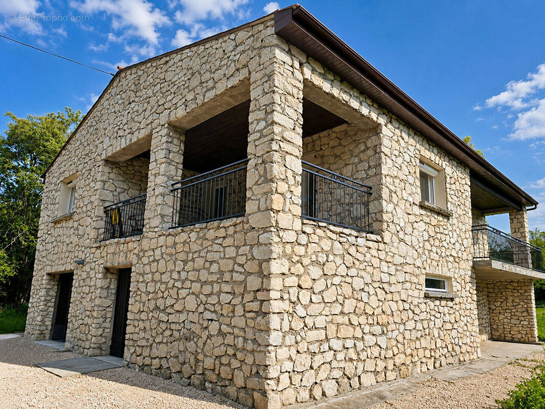 Maison à CRUAS