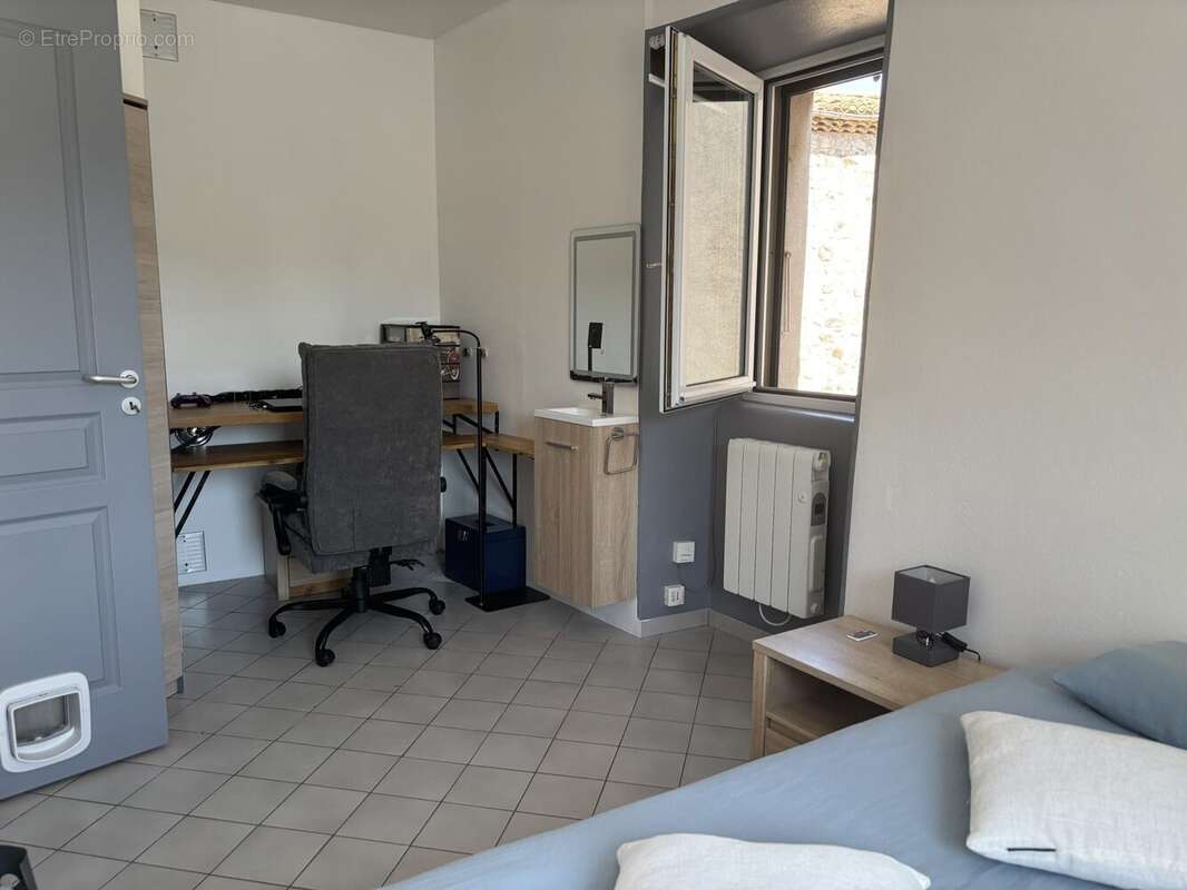 Maison 53 m² à Vals-Les-Bains  - photo 3