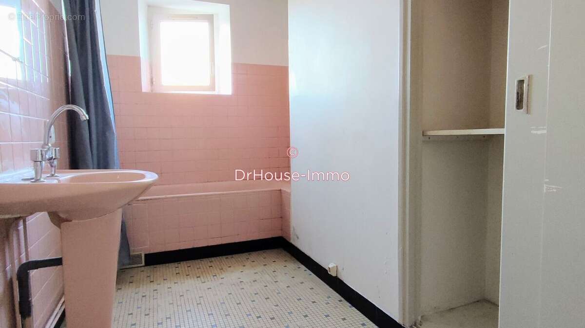 Maison 140 m² à Bussiere-Poitevine  - photo 7