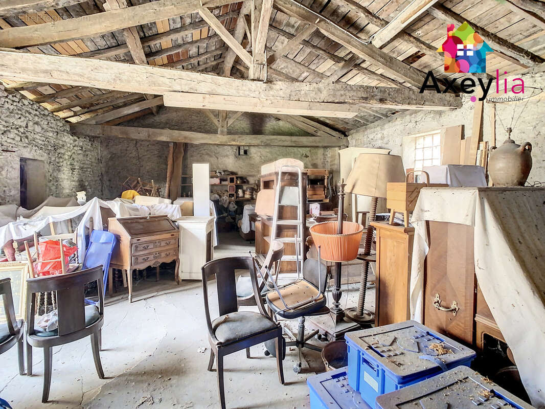 Appartement à RENAISON