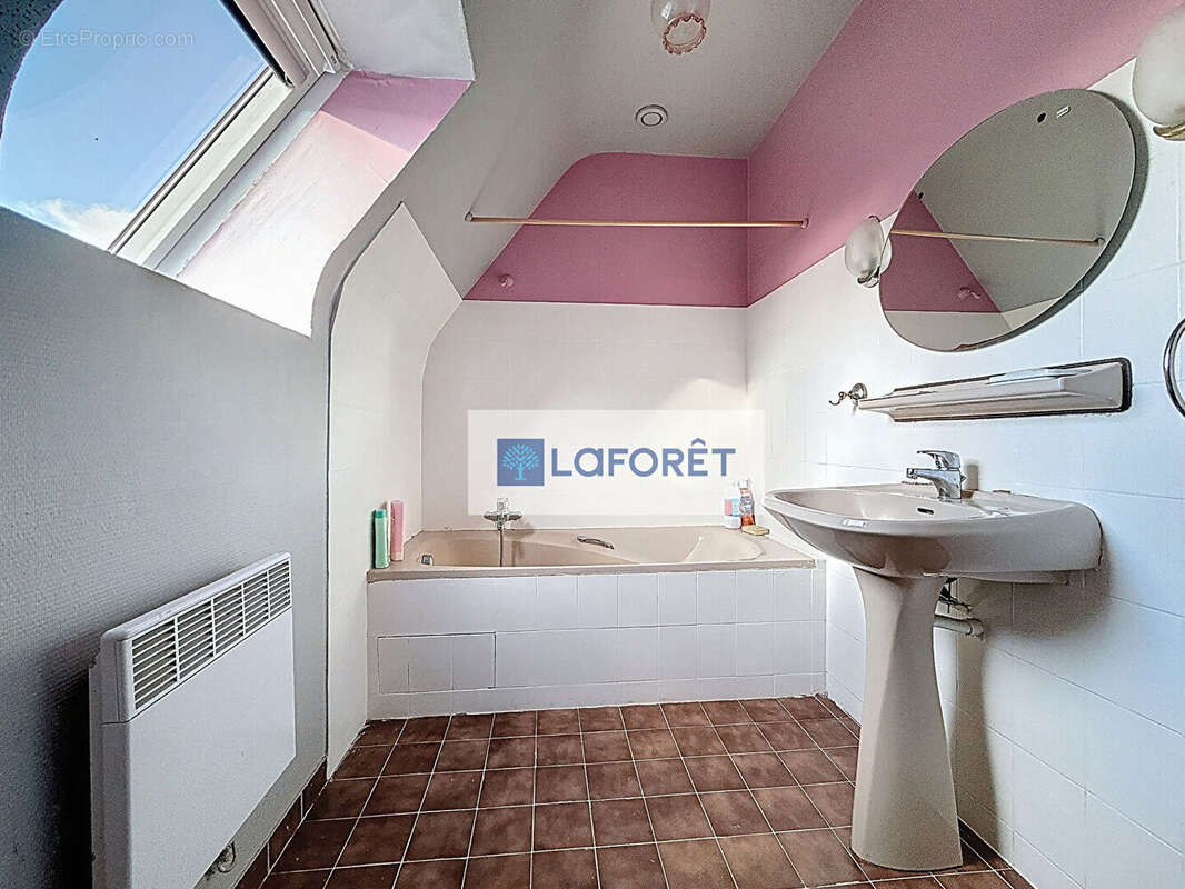 Maison à BOURG-BLANC