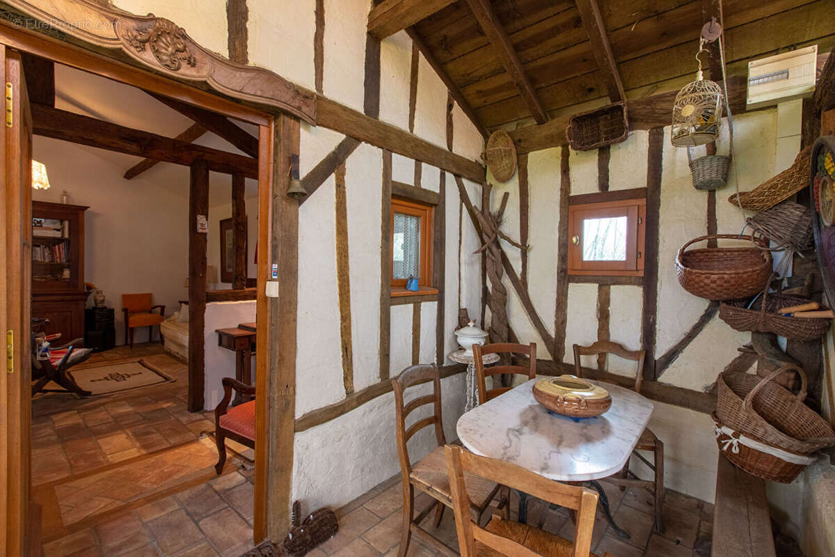 Maison à AIRE-SUR-L'ADOUR