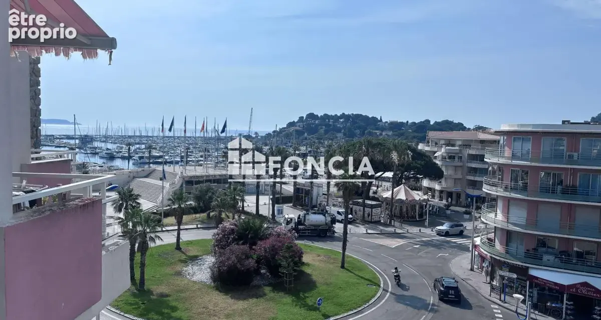 Photo Appartement à Cavalaire-Sur-Mer au prix de 260 000€