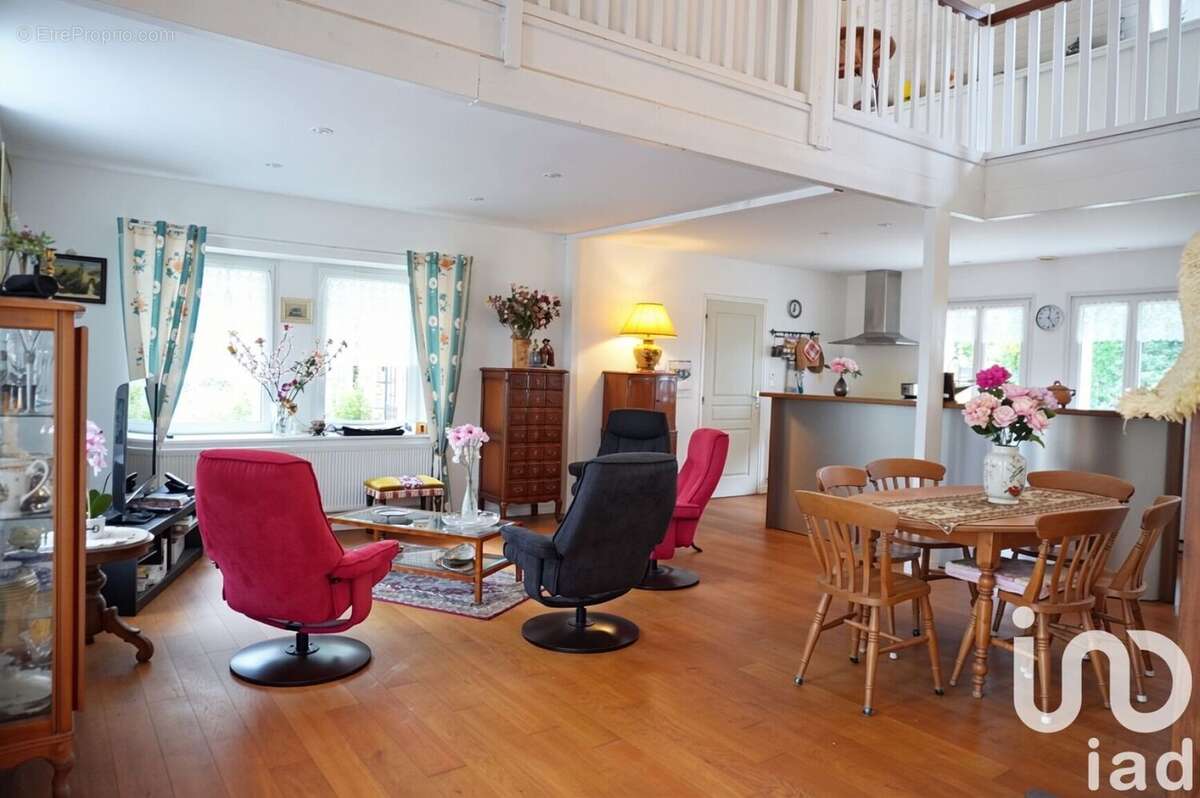 Photo 8 - Maison à PLOUNEVEZ-LOCHRIST