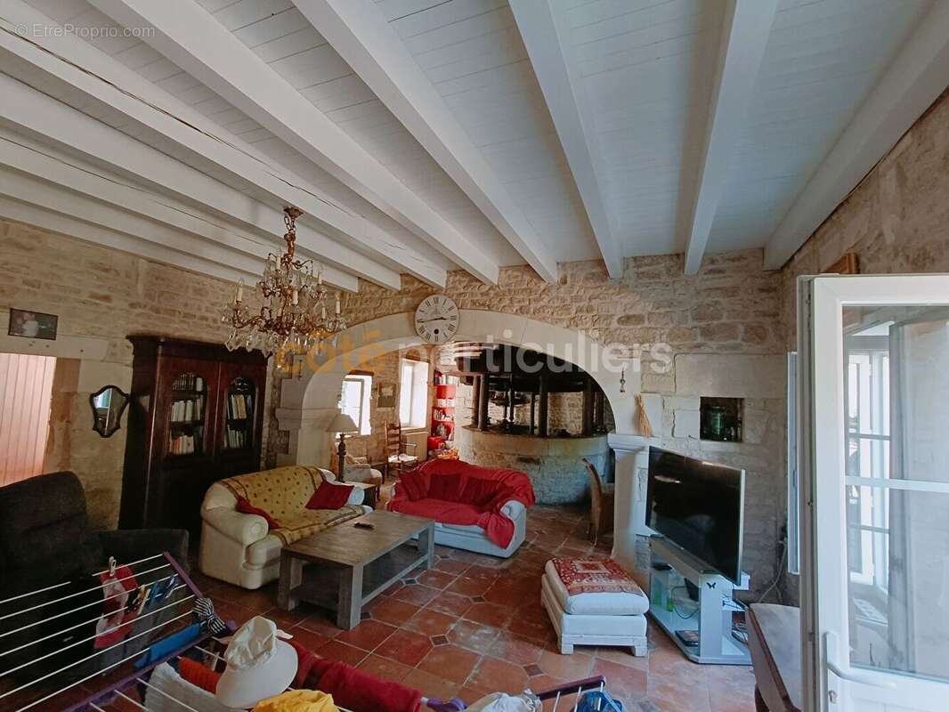 Maison à ARDIN