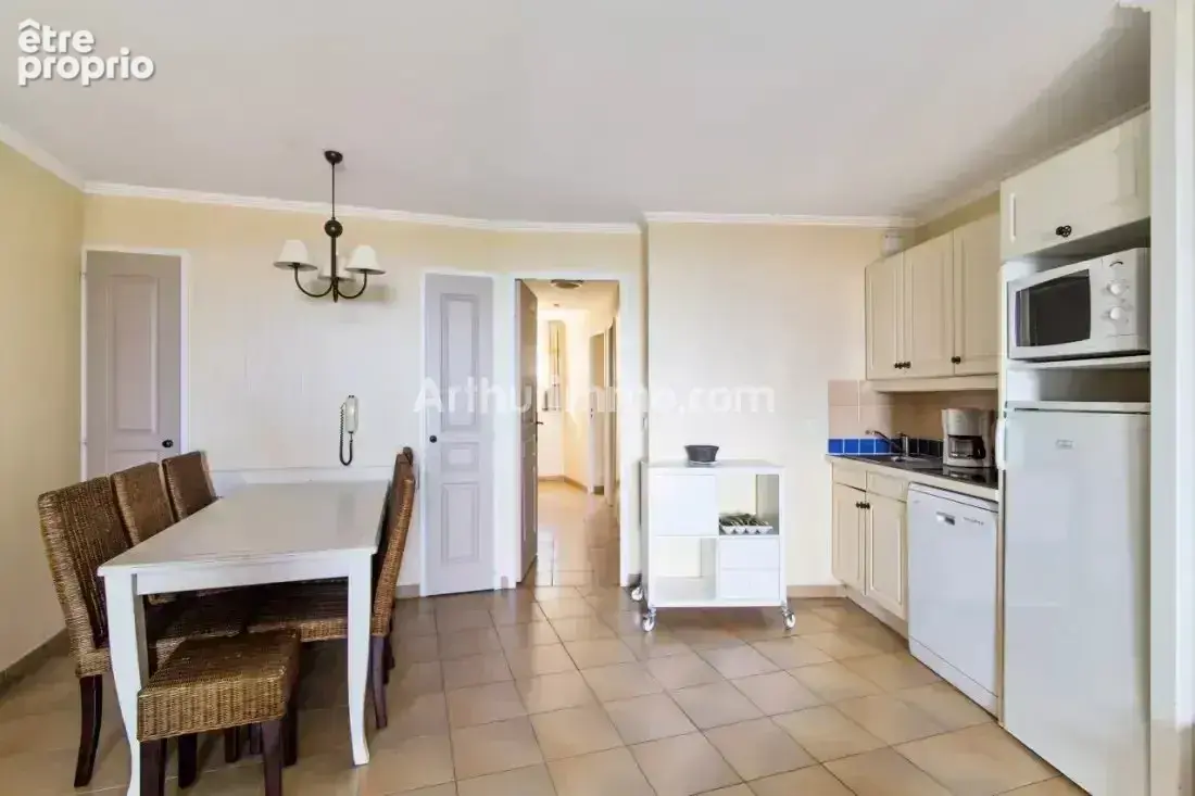 Grimaud - exclusivité : - photo 9