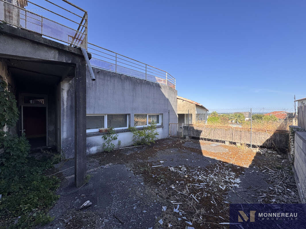 Immeuble de ville de 400m2 hab - photo 19