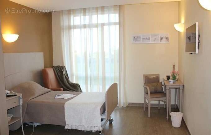 INVESTISSEMENT LOCATIF  Leudeville  Résidence EHPAD Les Garancières - 6,5 % de rentabilité - photo 2