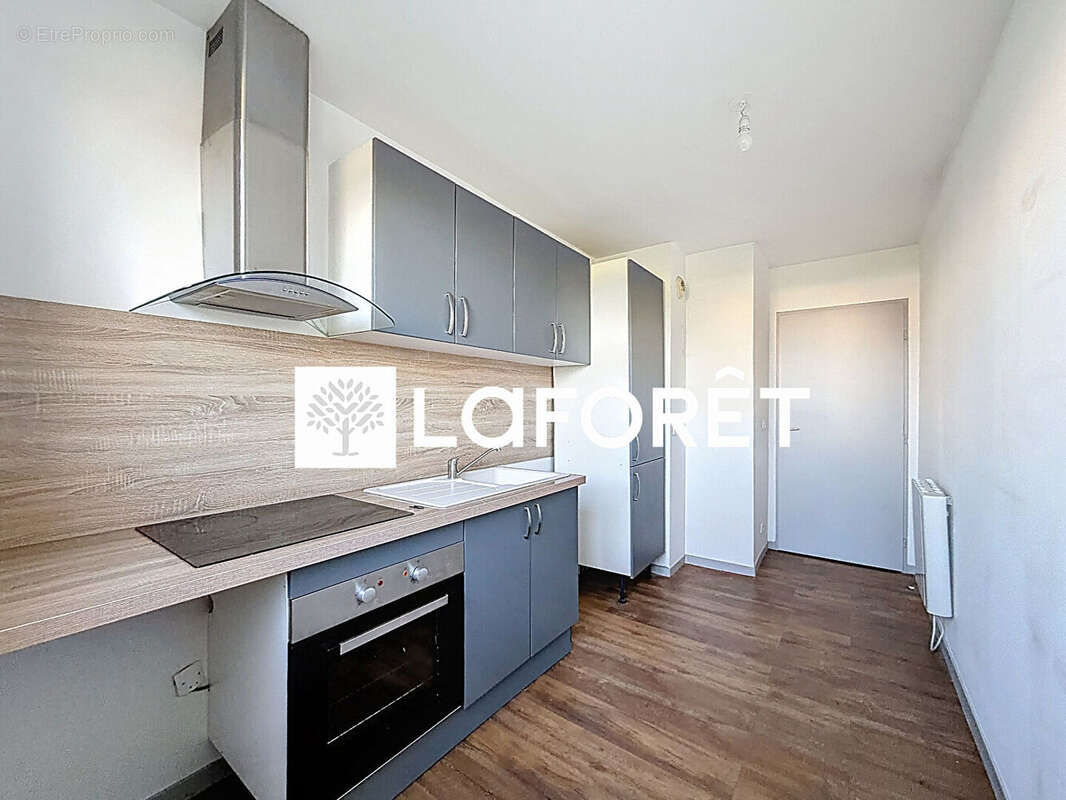 Appartement à MOISSY-CRAMAYEL