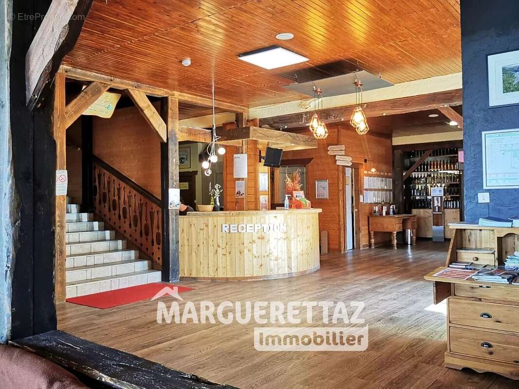 Proche genève - au coeur des alpes du léman - opportunité d'investissement - vaste tènement immobilier pour projet commercial ou - photo 4