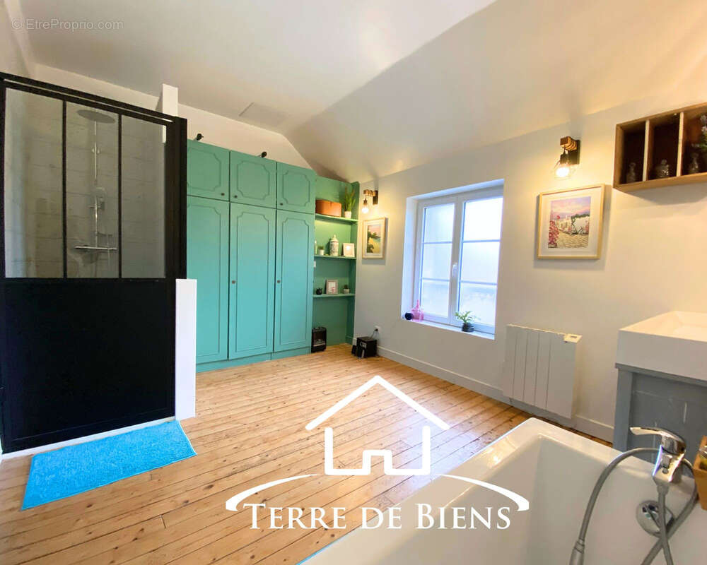 A découvrir uniquement chez Terre de Biens: Longère rénovée   162 m2   5 chambres   Secteur recherché à 10 min - photo 12