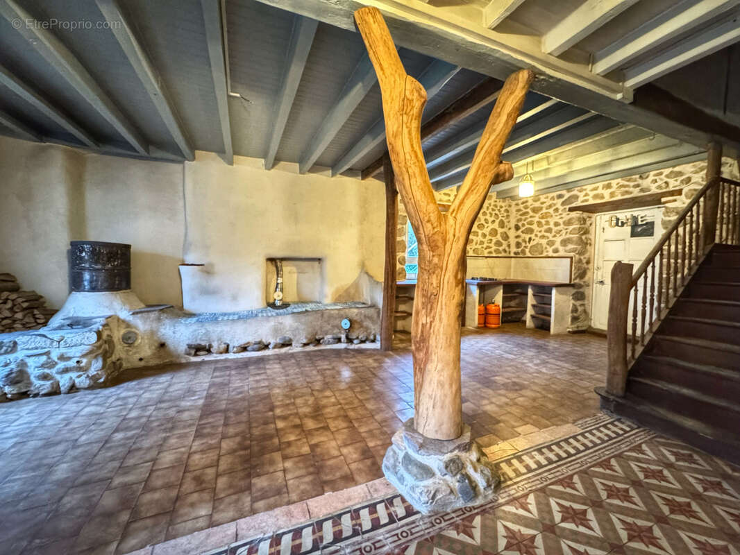 Maison mitoyenne en pierre à Urepel - photo 4