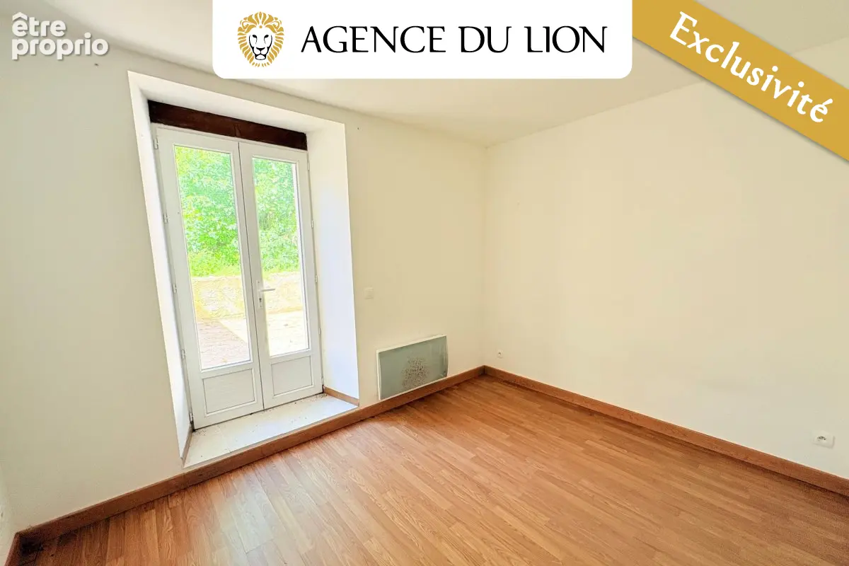 Immeuble de Rapport, Local commercial, 4 appartements, cave parking - photo 3