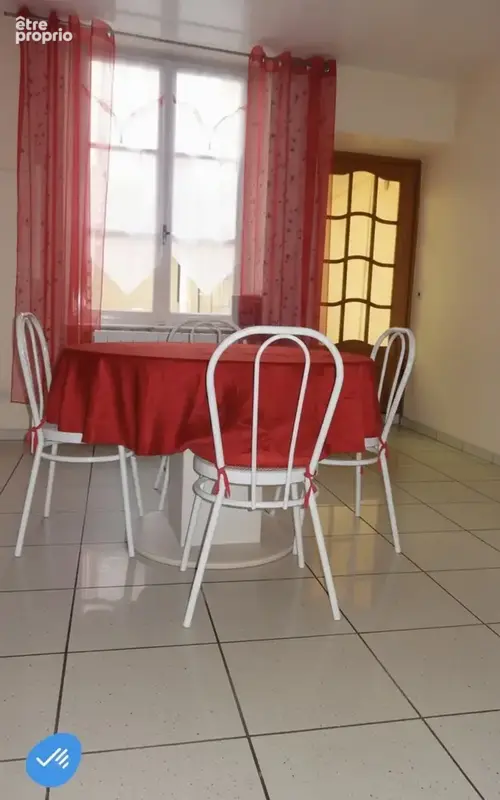 Maison à MIRECOURT