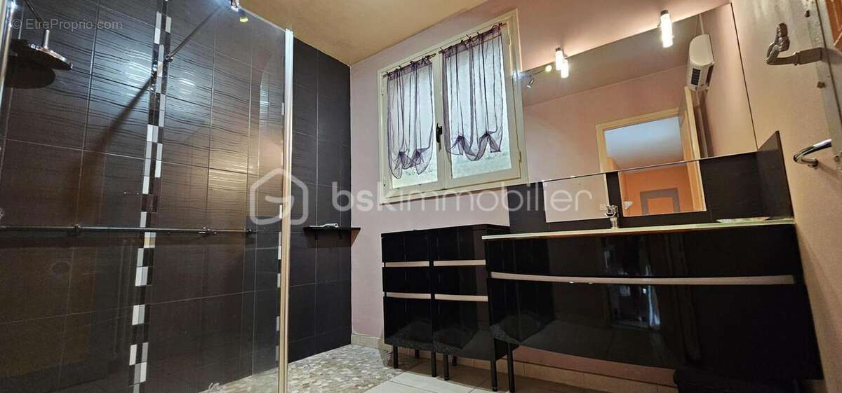 Maison à FLEURY-SUR-ORNE