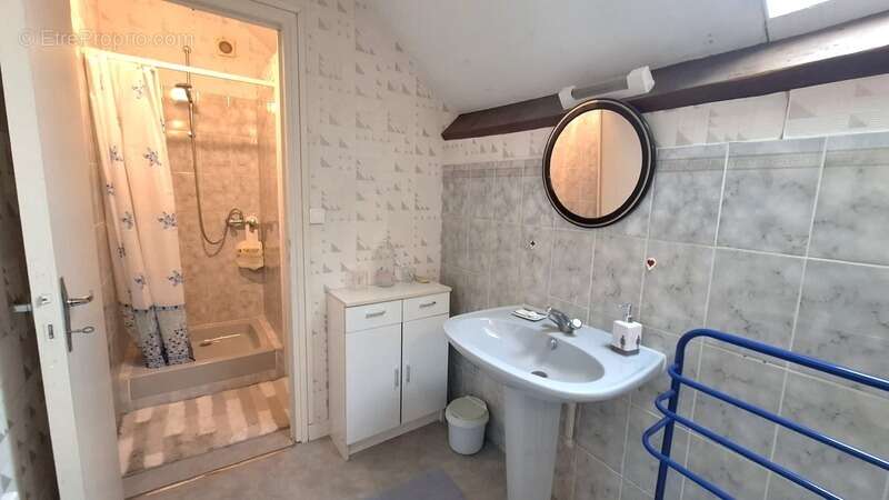 Maison à SAINT-QUENTIN