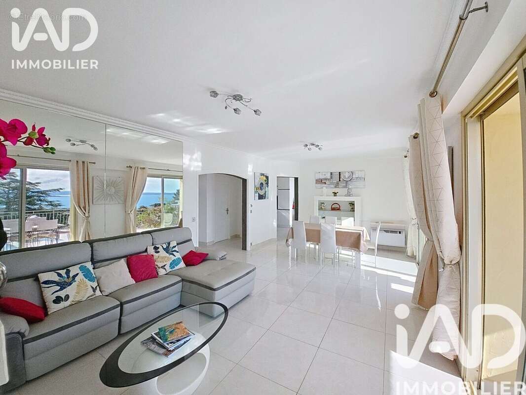 Photo 9 - Maison à ROQUEBRUNE-SUR-ARGENS