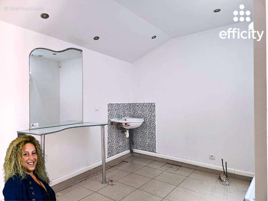 Maison 110 m² à Saint-Romain-Le-Puy  - photo 7