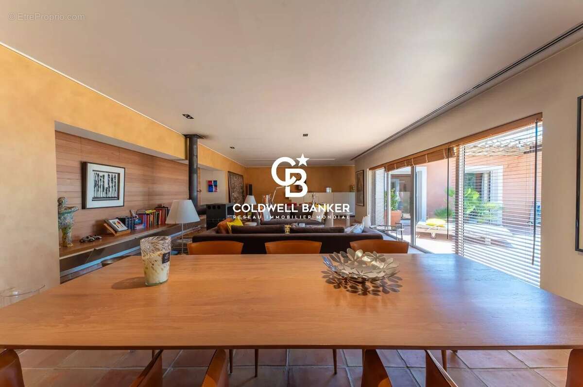 Une signature architecturale d'exception, entre élégance intemporelle et art de vivre - photo 9