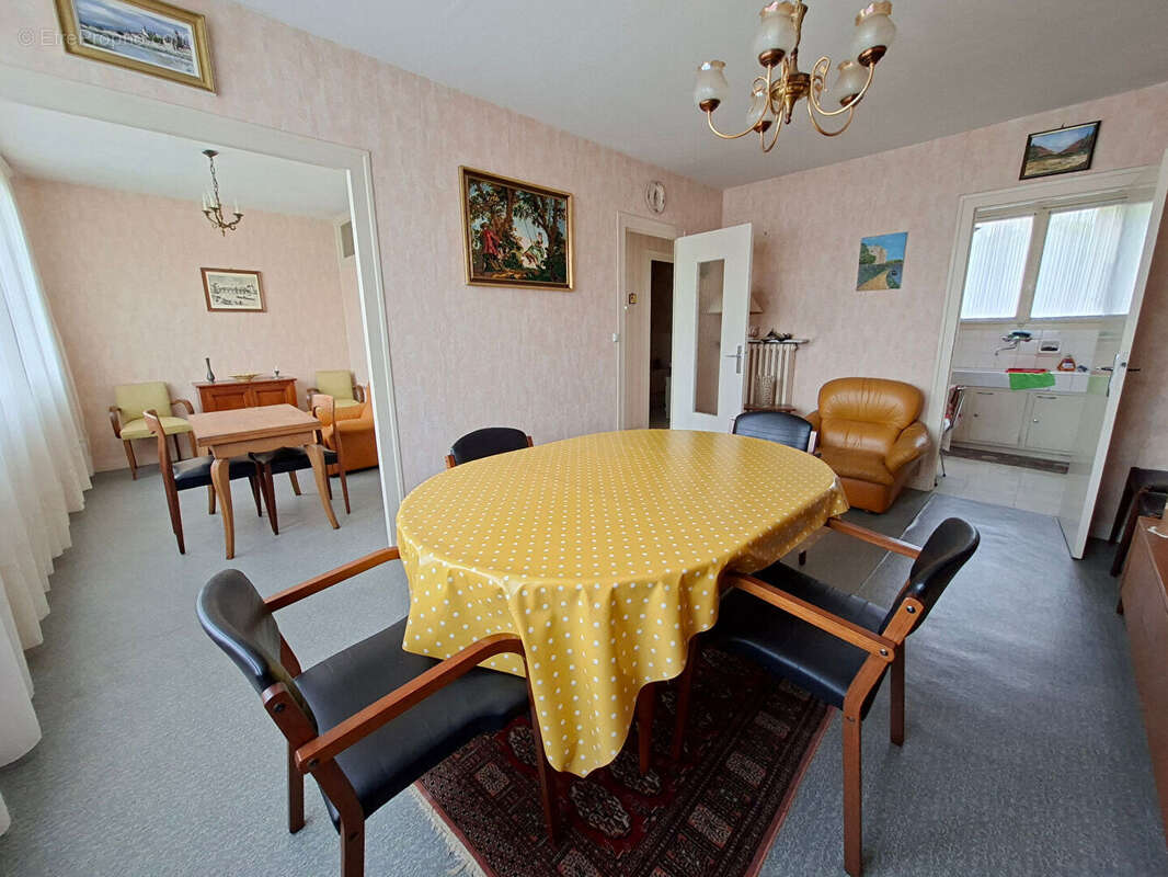 Maison à CHATELLERAULT