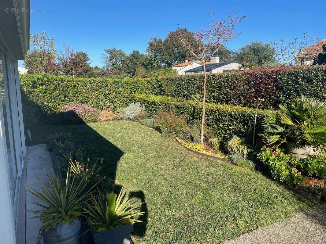 Maison à SAINT-JULIEN-DES-LANDES