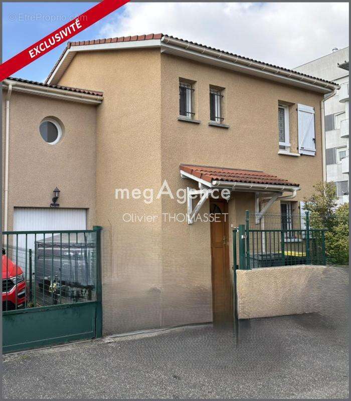 Maison, 4 chambres, garage et jardin de 195 m2 - photo 8