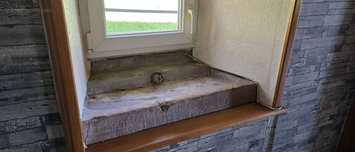 Maison à BOURG-BRUCHE