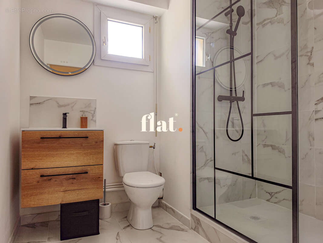 Appartement T3 rénové  50 m2 avec parking et balcon sur la Place de la Guiroué - photo 17