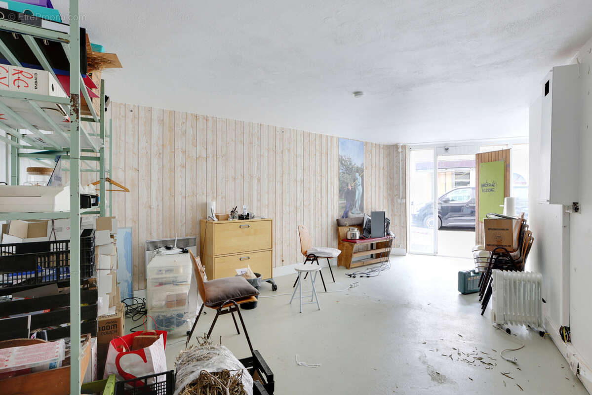Local commercial 52m2 en trois pièces toutes activités - photo 5