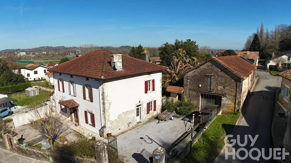 Maison à PEYREHORADE