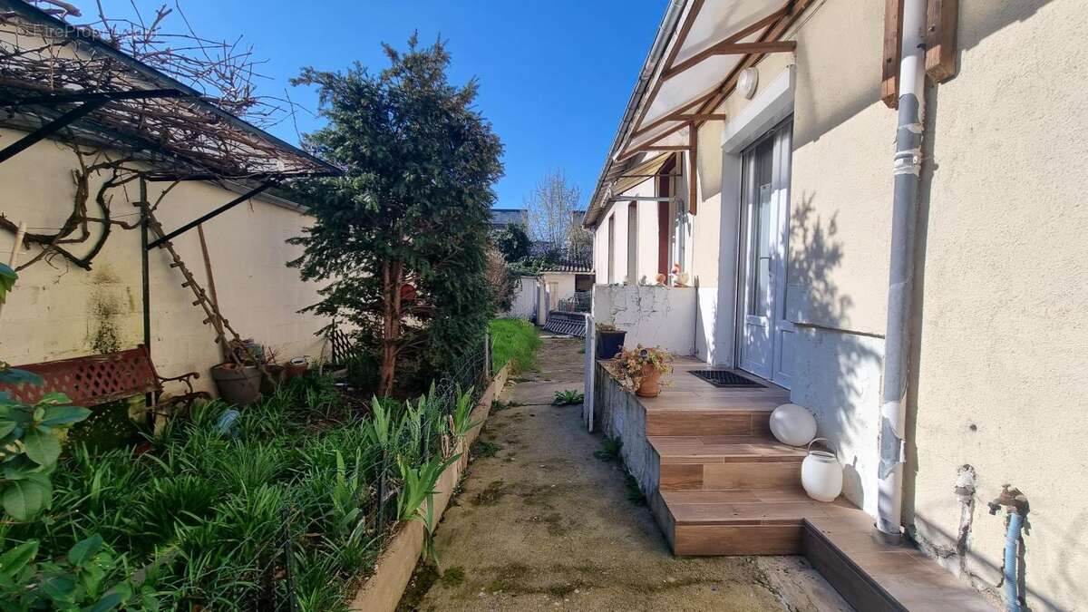 Maison à CHAMPIGNY-SUR-MARNE