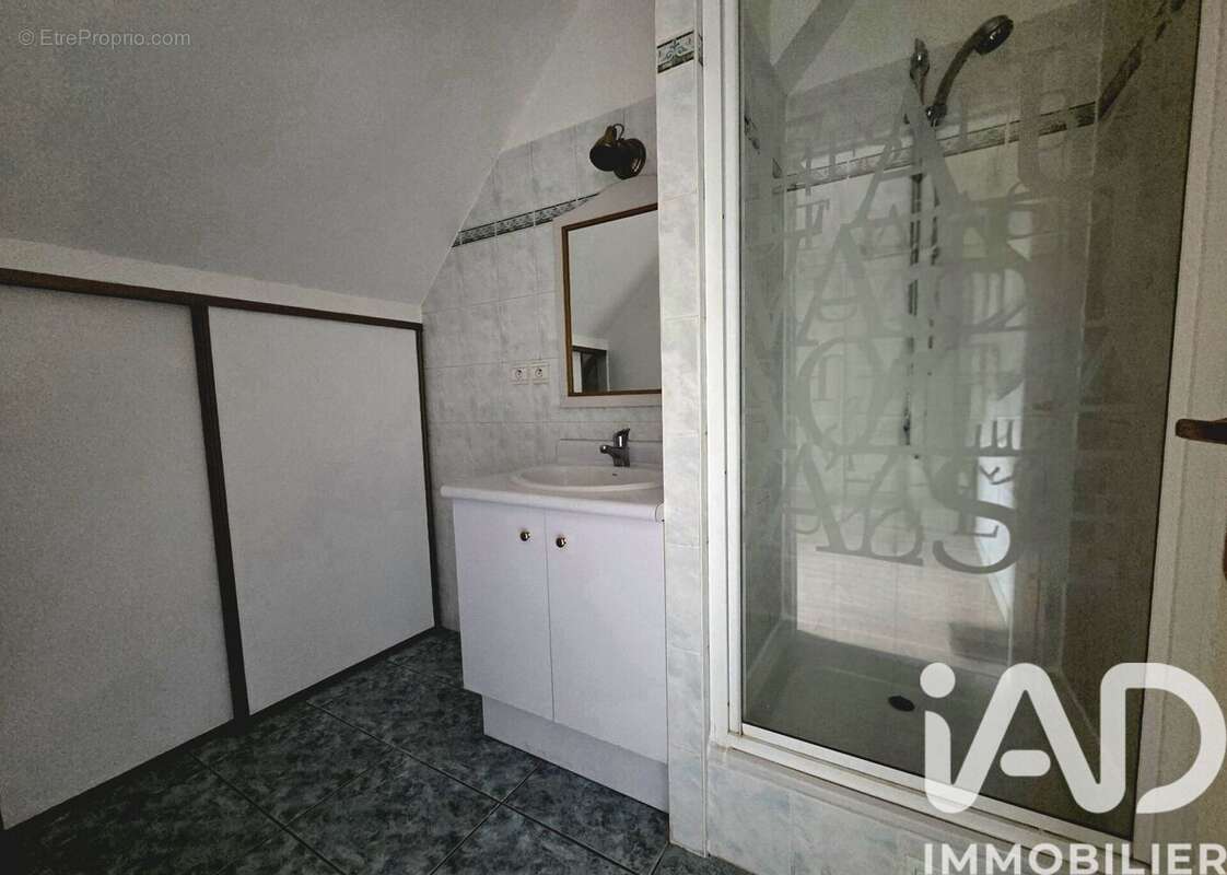 Photo 6 - Appartement à LA CHAPELLE-EN-SERVAL