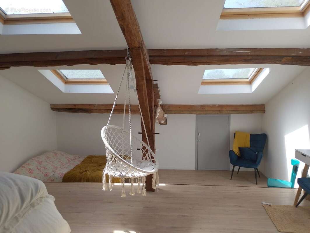 L&#039;Isle-en-Dodon, Haute Garonne, charmante maison spacieuse avec ruisseau, cadre rural, chambre   charming spacious house with stream, rural setting bedroom - Maison à L&#039;ISLE-EN-DODON