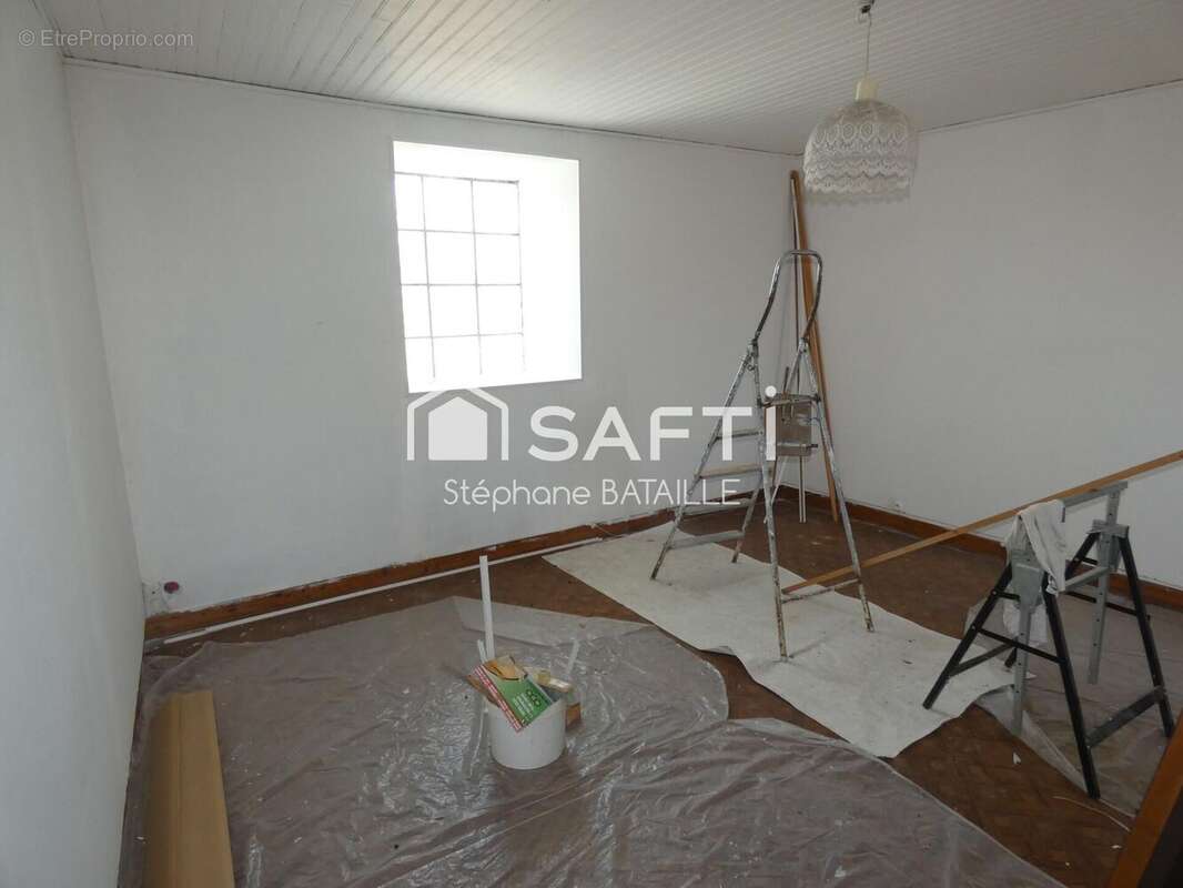 Maison 86 m² à Aulnay  - photo 7