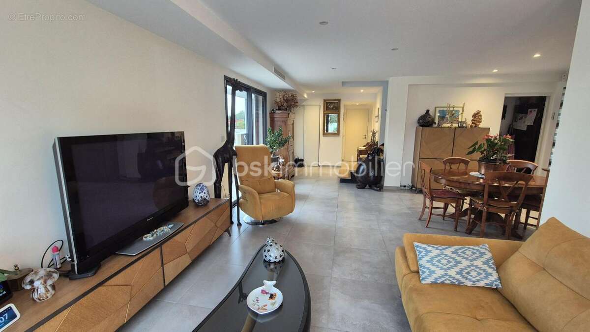 A vendre villa recente trois faces de 108m² sur terrain de 300m² en impasse a saint cyprien plage - proche du port - trois chamb - photo 8