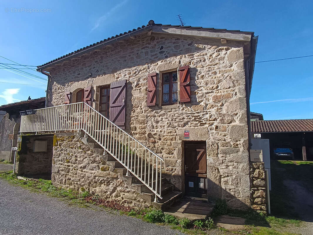 Maison à GORSES