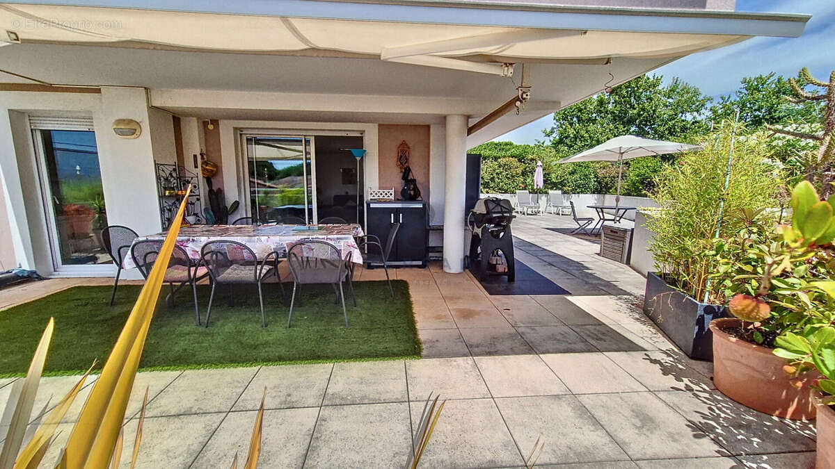 Appartement à FREJUS