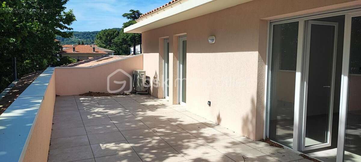 Appartement à DRAGUIGNAN
