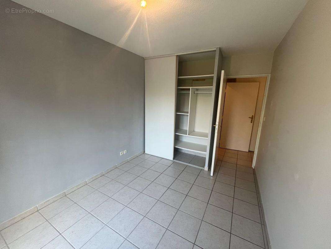 Appartement T4 de 86 m² en rez-de-jardin – Centre de Pont-de-Chéruy - photo 11