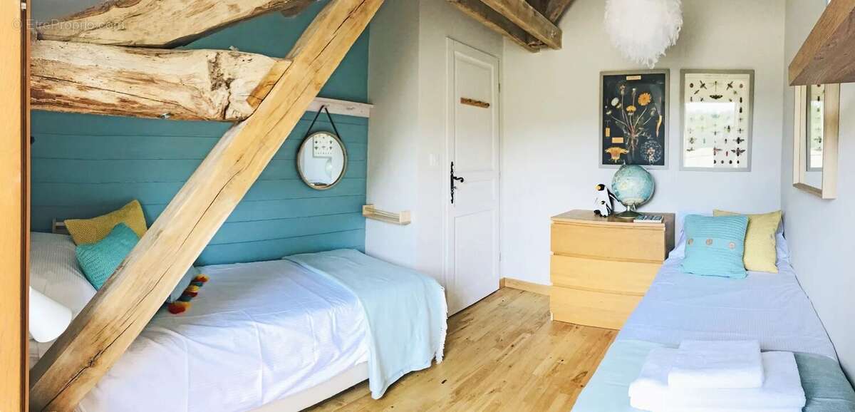 Maison à VILLETOUREIX