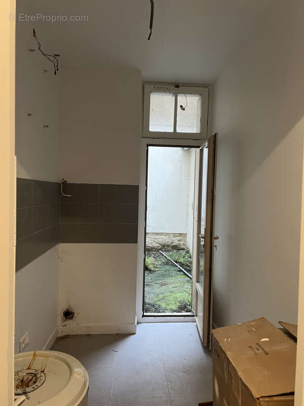 Appartement à PARIS-14E