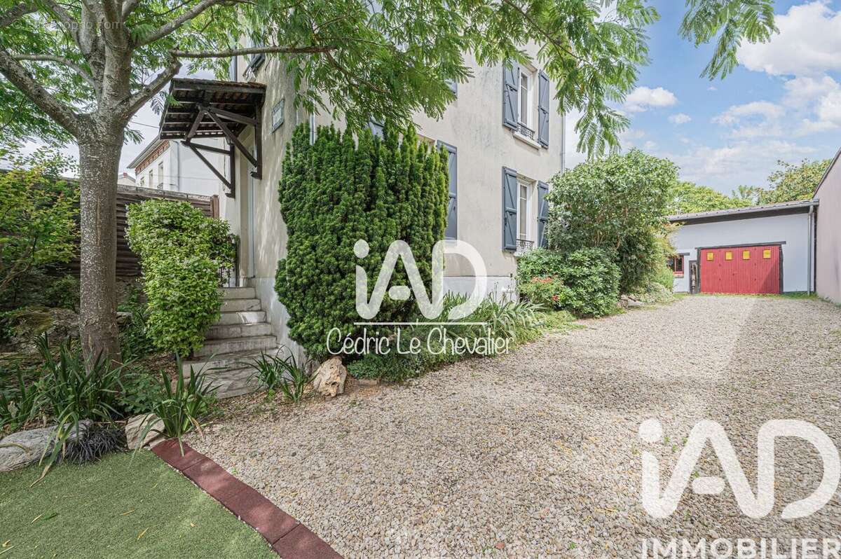 Maison 100 m² à Dampmart  - photo 2