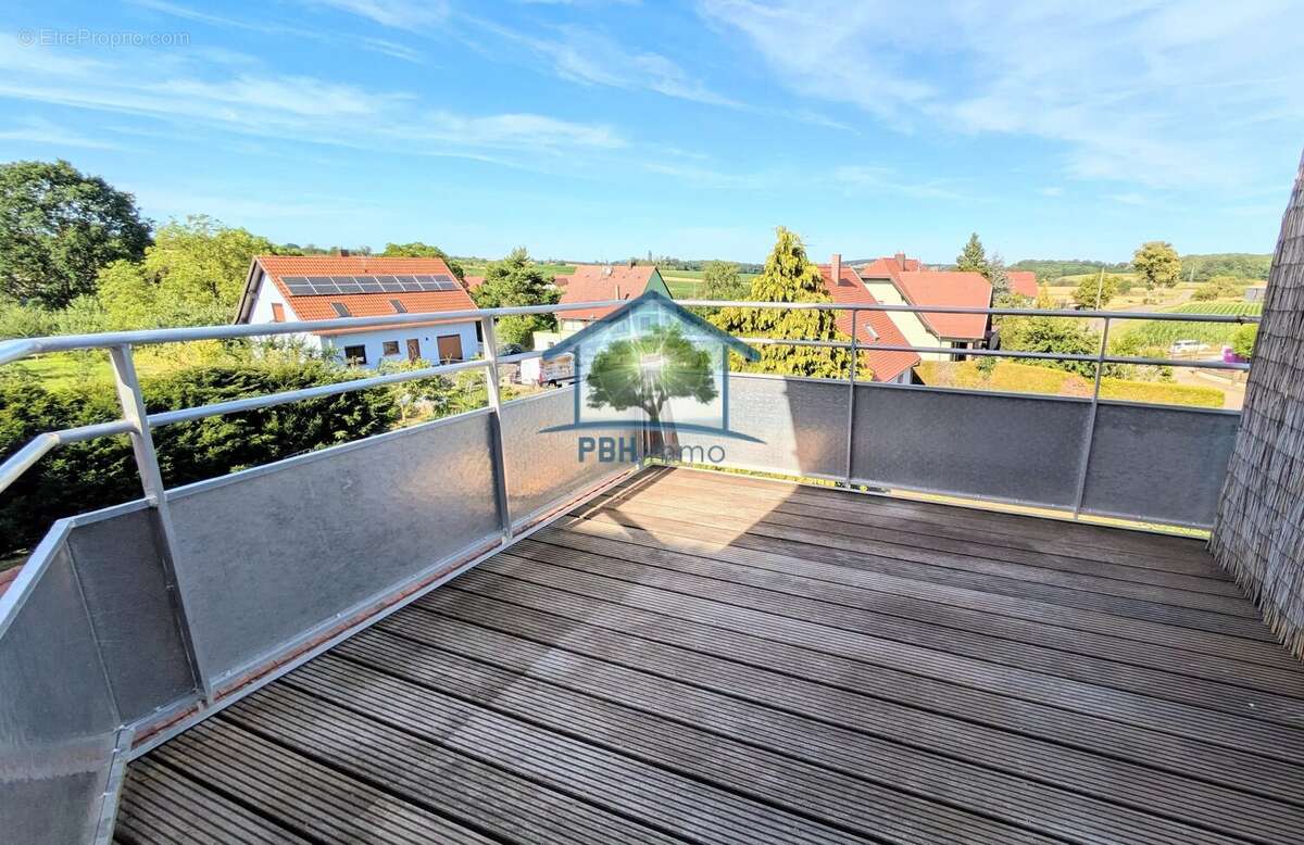 RIEDHEIM (67) - Appartement Duplex inversé F4/5 avec Terrasse, Cave et Parkings - photo 15