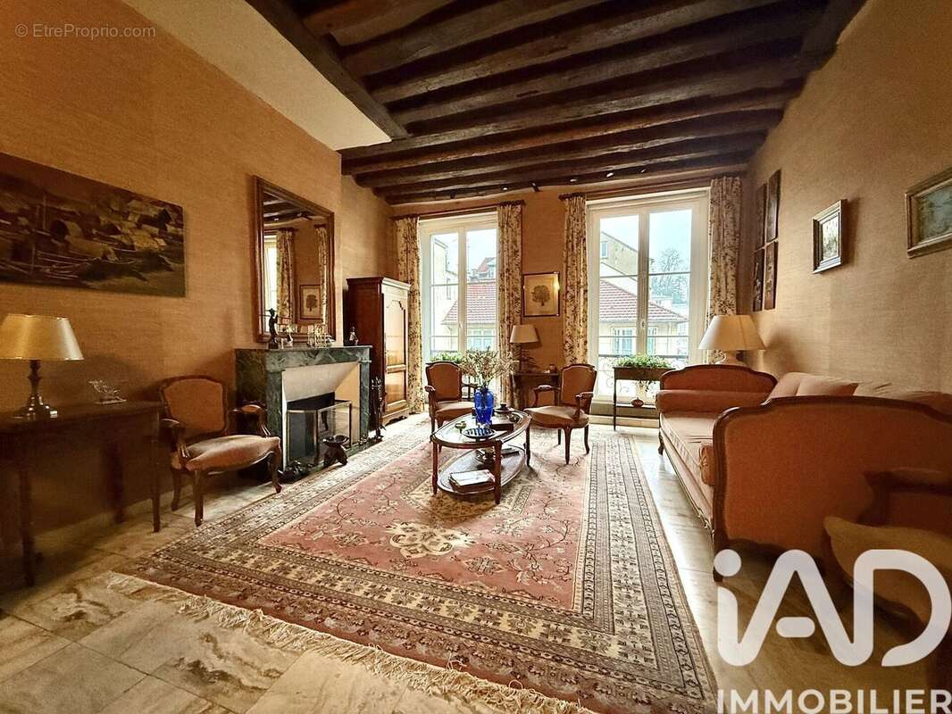 Photo 2 - Appartement à VERSAILLES