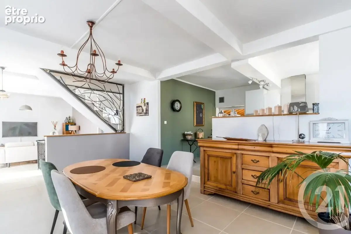 Maison 6 pièces 170 m² à vendre à Beauregard (01480) - photo 1