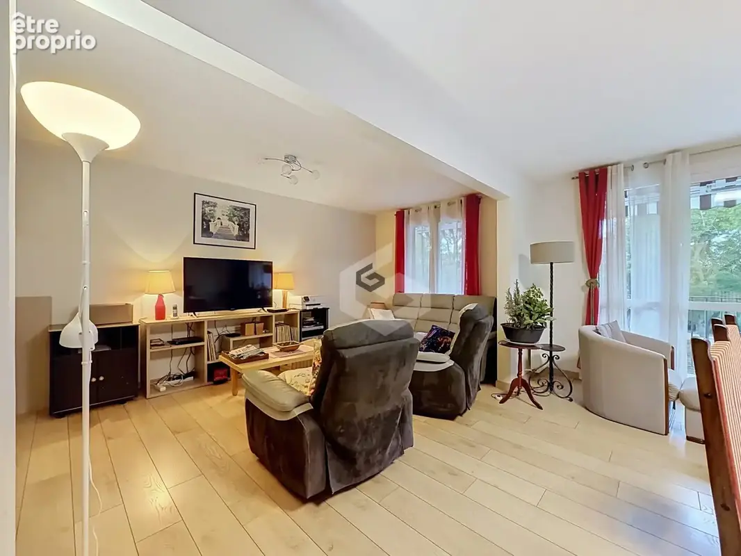 Appartement 6 pièces 140 m² à vendre à Reims (51100) - photo 3