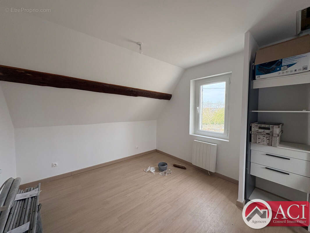Maison à BORNEL