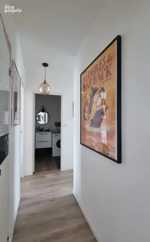 NANTES Île de Nantes Appartement rénové 3 pièce(s) 64m² - photo 4