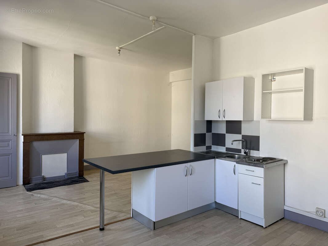 Appartement à SAINT-ETIENNE